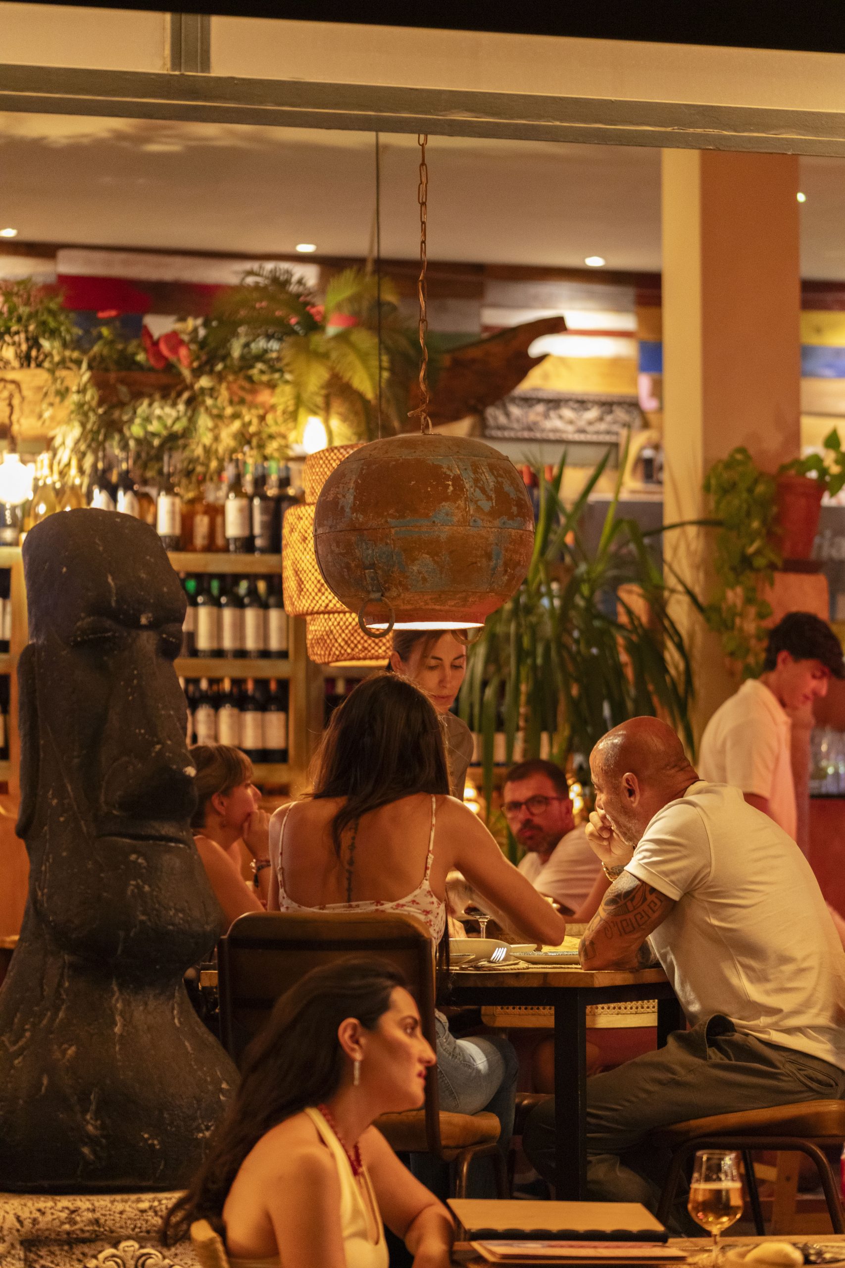 RESTAURANTE_MAMA_CONIL_DE_LA_FRONTERA_RESTAURANTE_NOCHE_007