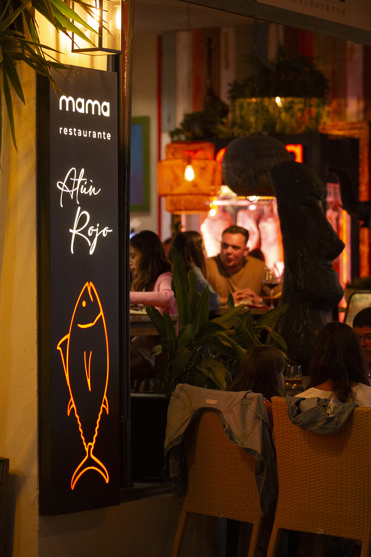 RESTAURANTE_MAMA_CONIL_DE_LA_FRONTERA_RESTAURANTE_NOCHE_011