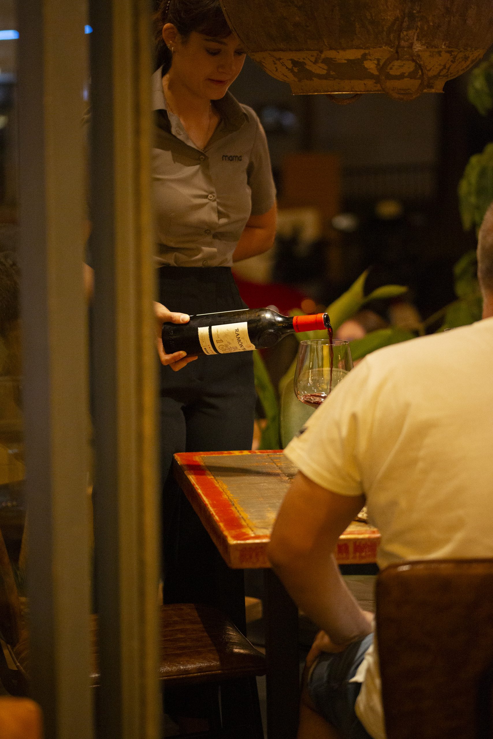 RESTAURANTE_MAMA_CONIL_DE_LA_FRONTERA_RESTAURANTE_NOCHE_012